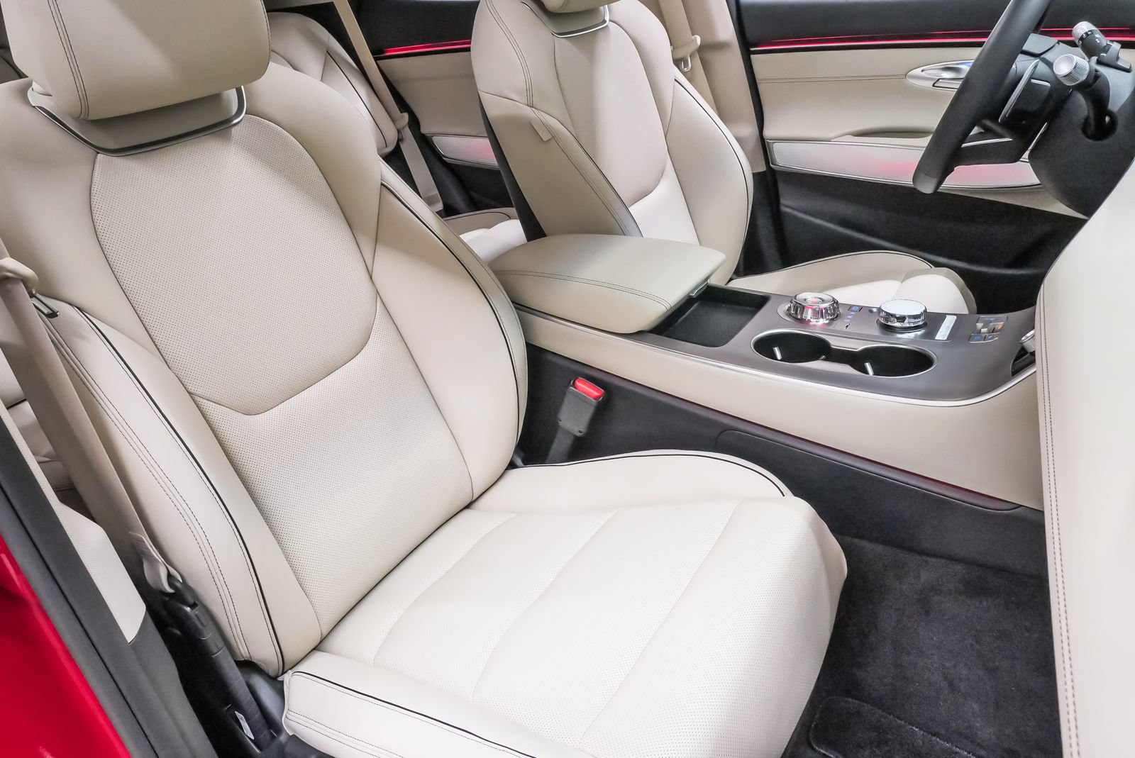 Certified 2026 Genesis GV70 2.5T Advanced AWD/4WD image 15