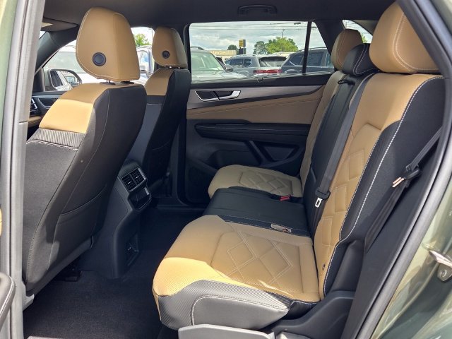 New 2026 Volkswagen Atlas Cross Sport SE FWD image 6
