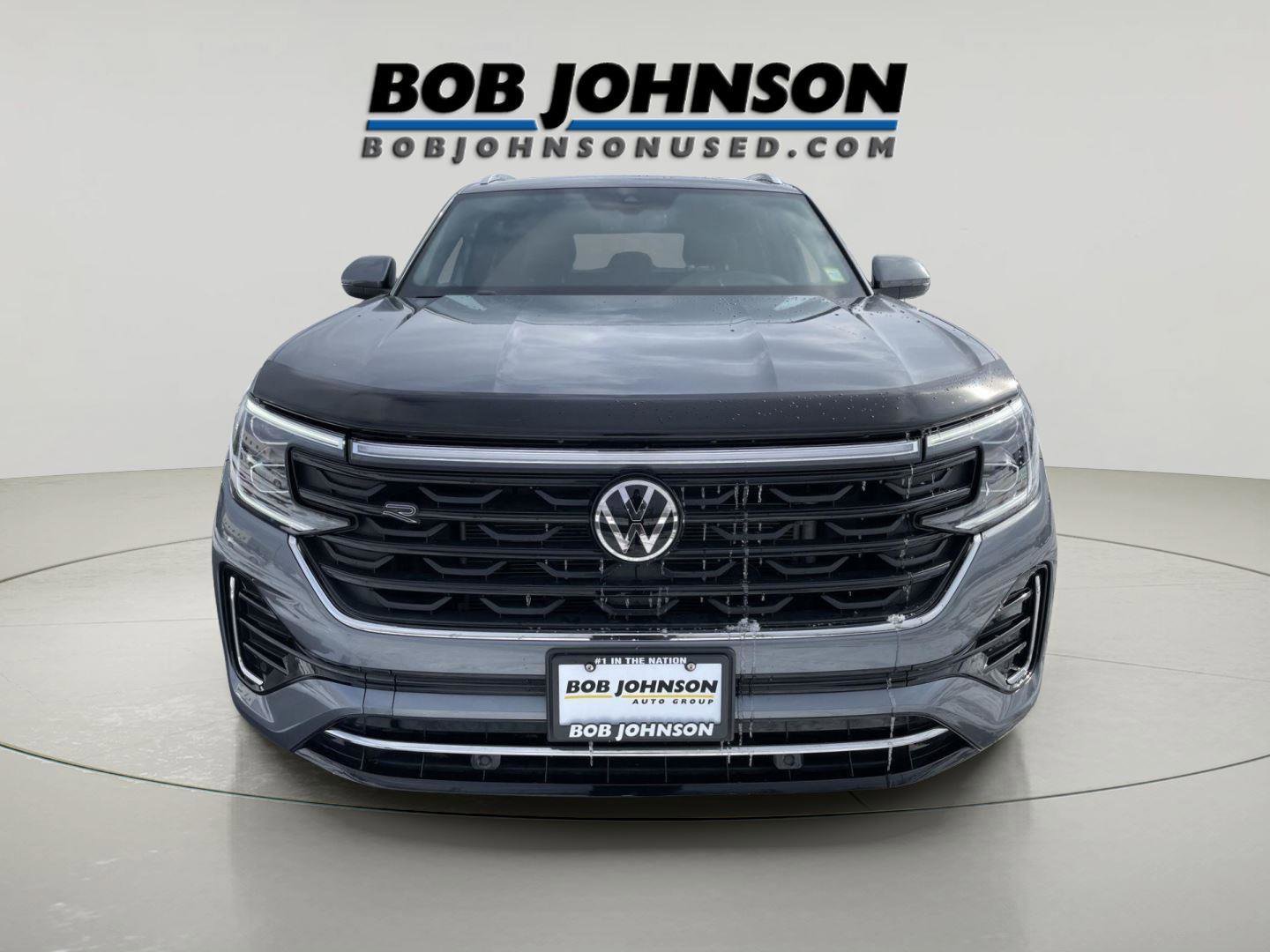 Used 2024 Volkswagen Atlas Cross Sport SEL R-Line image 2