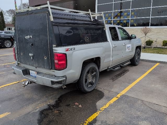 Used 2018 Chevrolet Silverado 1500 LT w/ All Star Edition AWD/4WD image 4