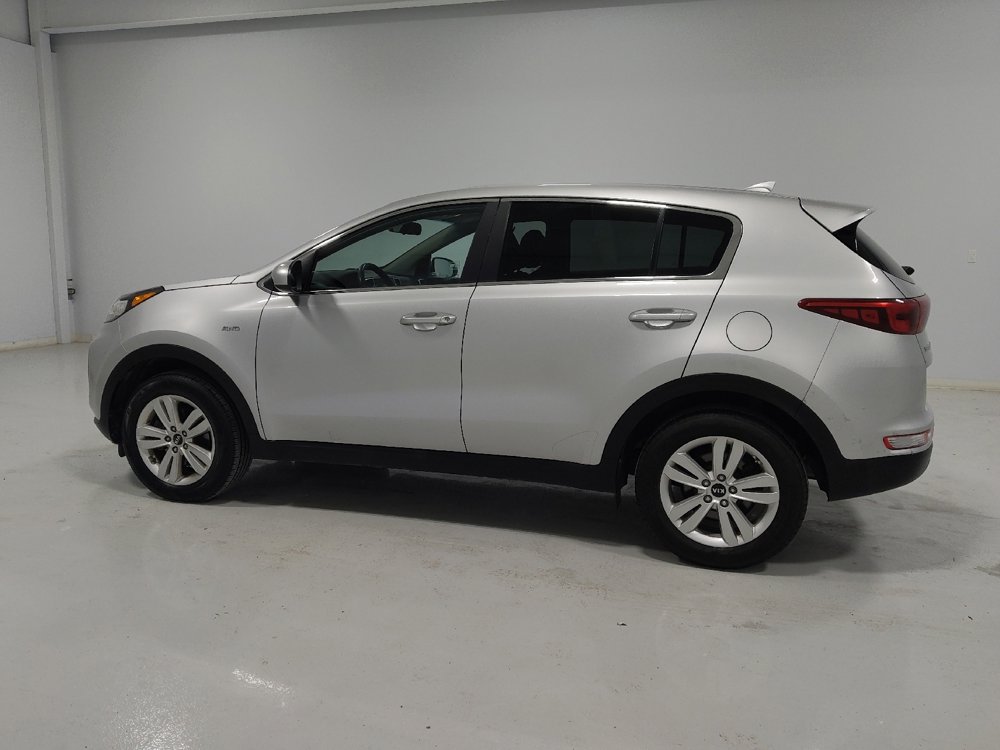 Used 2019 Kia Sportage LX image 3