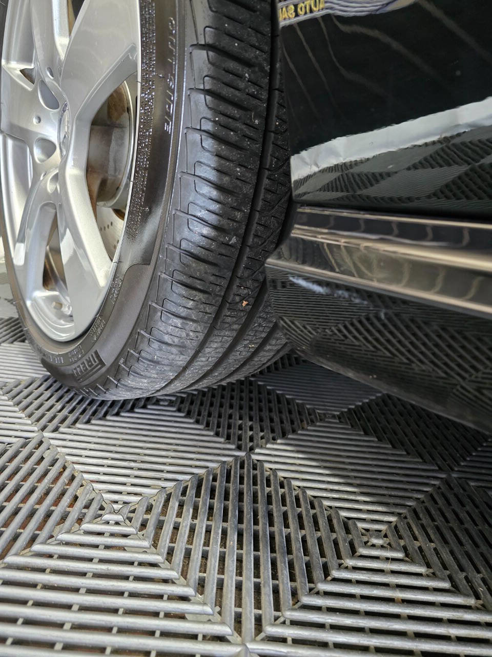 Used 2012 Mercedes-Benz E 350 4MATIC Sedan image 38