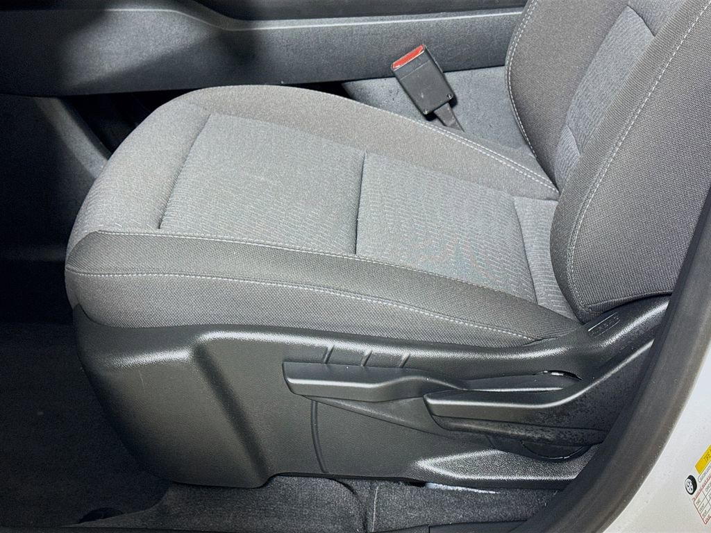Used 2026 Chevrolet Equinox LT AWD/4WD image 17