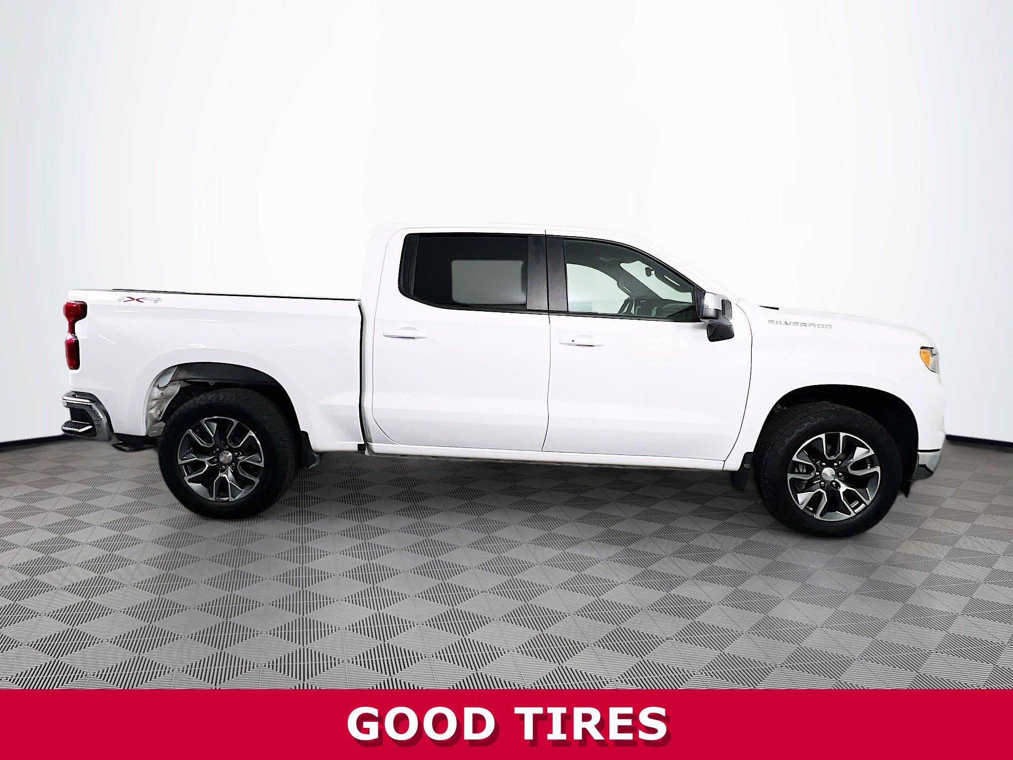 Certified 2024 Chevrolet Silverado 1500 LT image 31