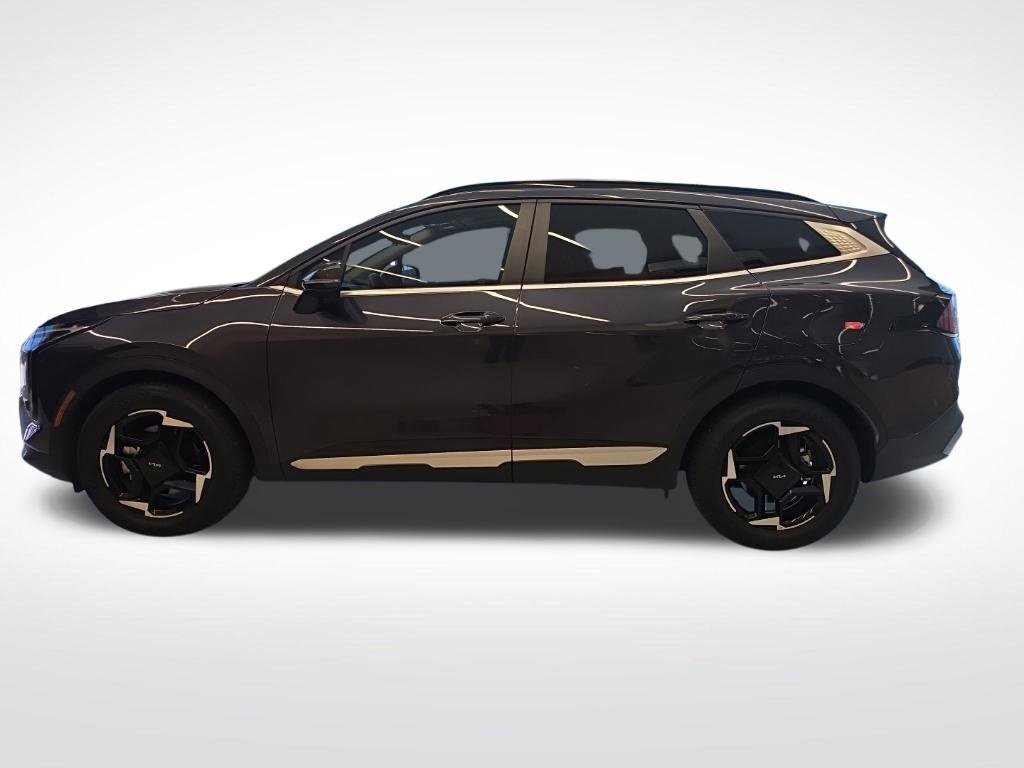 Certified 2026 Kia Sportage EX w/ EX Panorama Roof Package FWD image 9