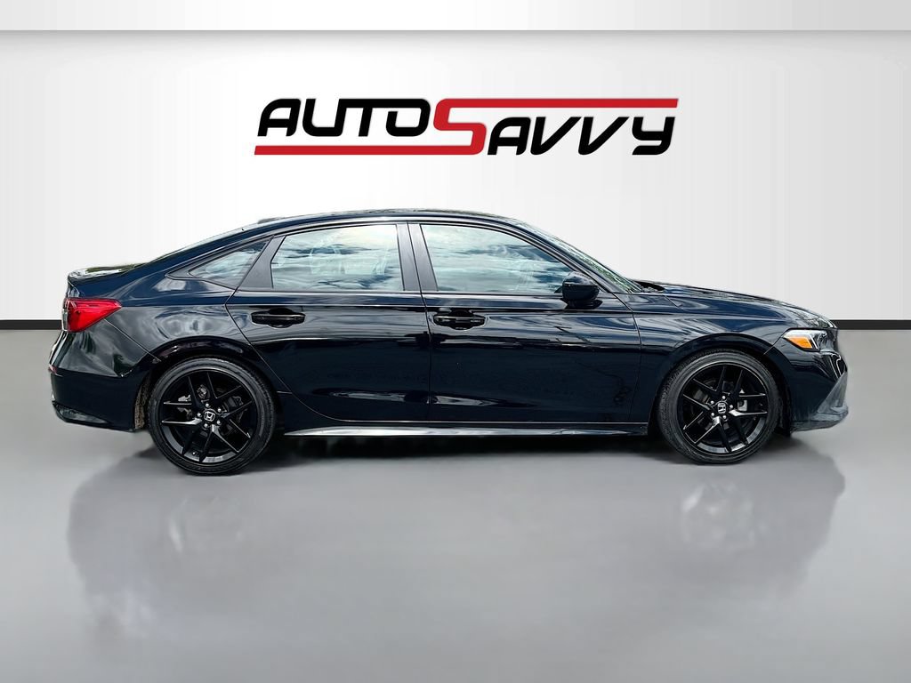 Used 2023 Honda Civic Sport image 8