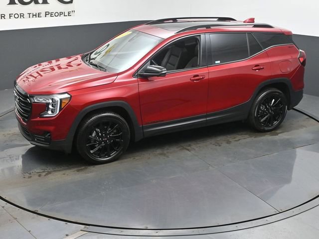 Used 2023 GMC Terrain SLT w/ Tech Package image 56