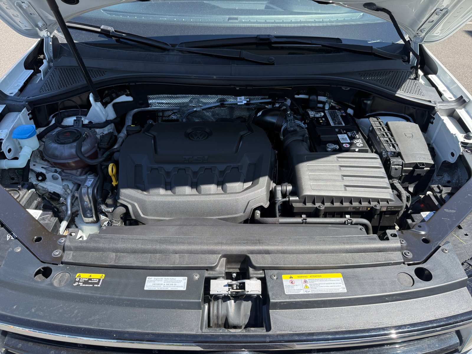 Used 2023 Volkswagen Tiguan SE R-Line FWD image 20