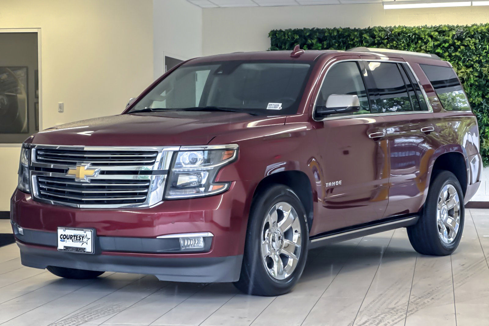 Used 2017 Chevrolet Tahoe Premier w/ Max Trailering Package AWD/4WD image 8