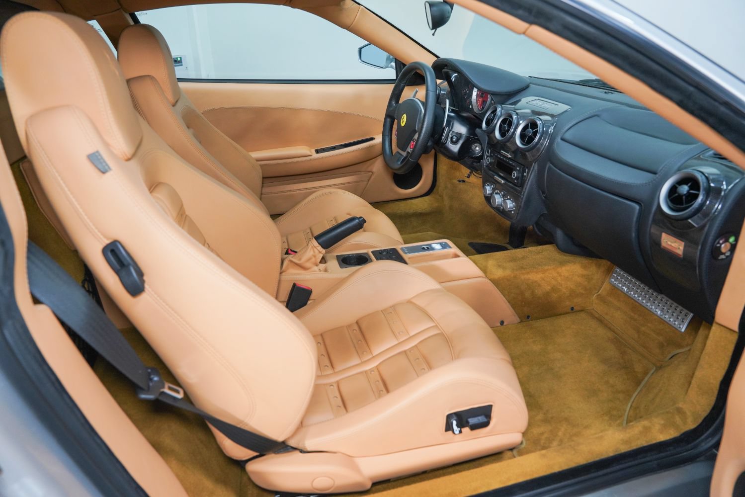 Used 2009 Ferrari F430 Coupe RWD image 2