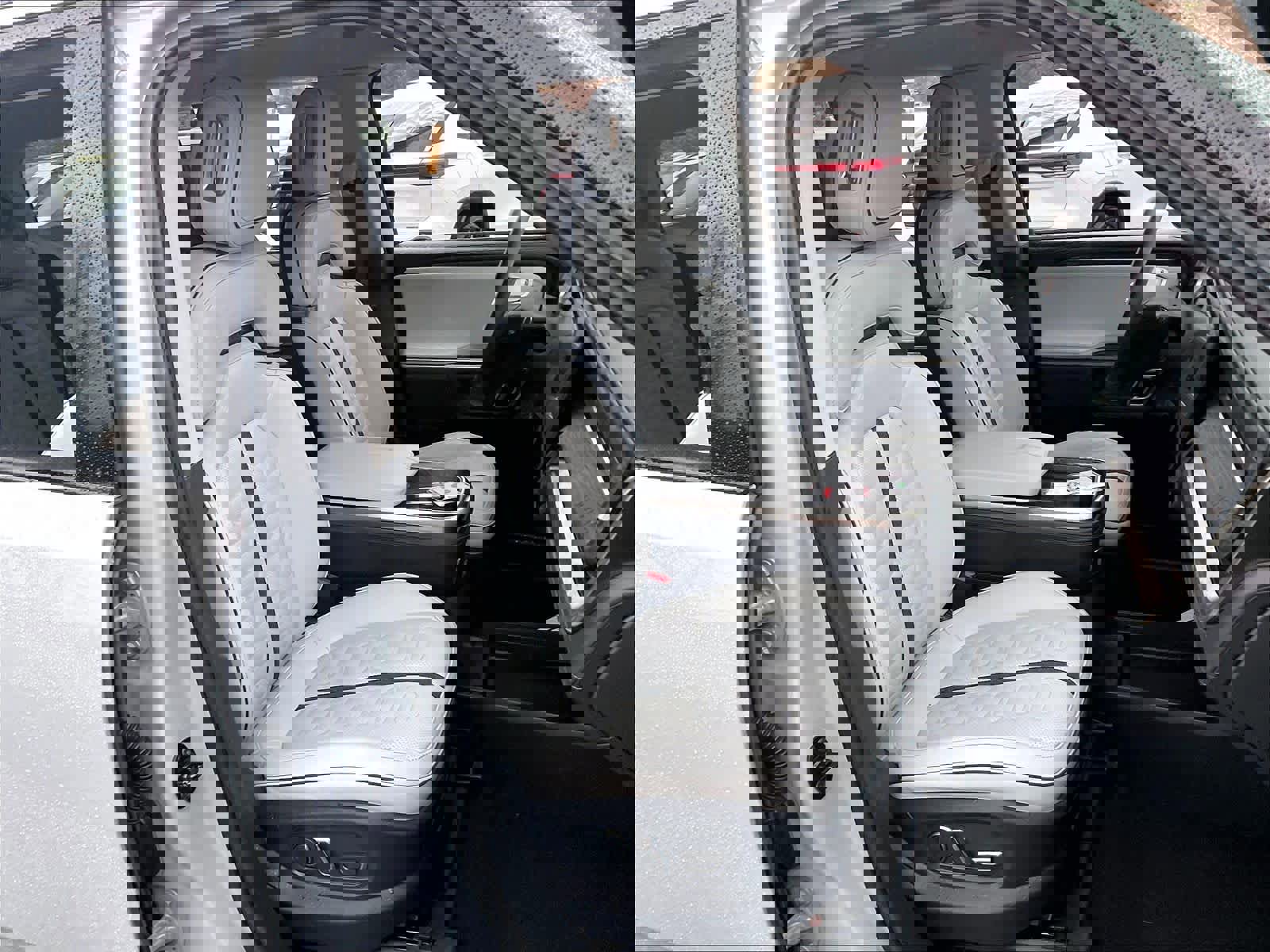 Used 2023 Rivian R1S Adventure image 11