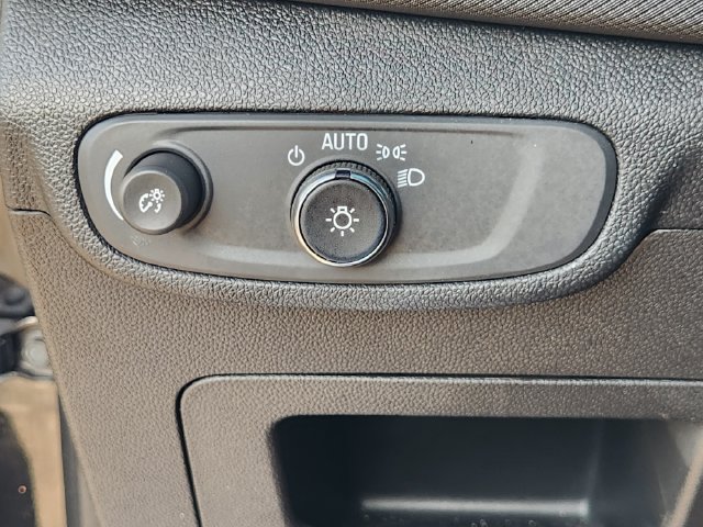 Used 2026 Chevrolet TrailBlazer LS FWD image 21