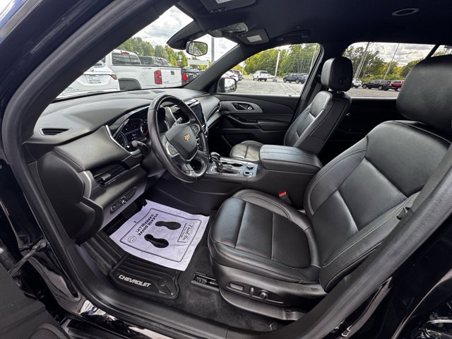 Used 2022 Chevrolet Traverse LT image 6