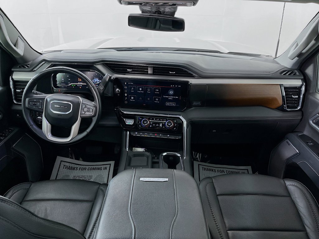 Used 2025 GMC Sierra 3500 Denali AWD/4WD image 10
