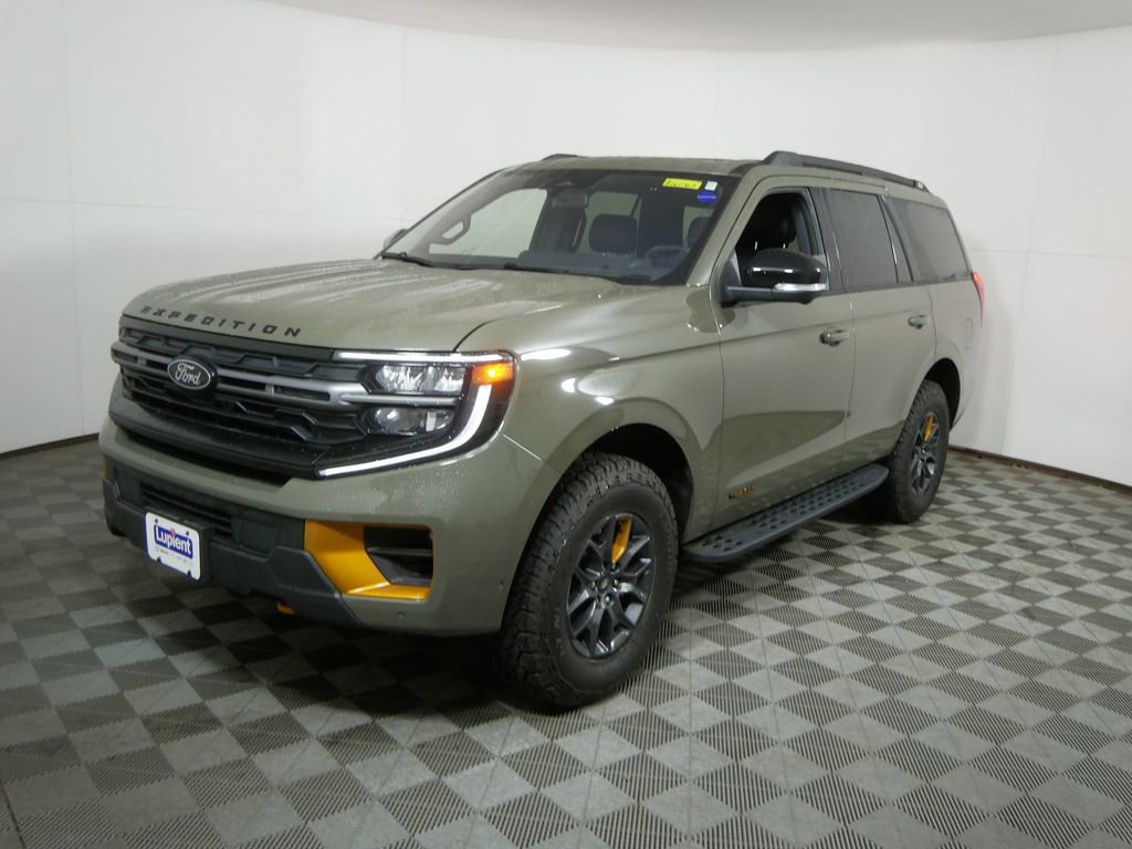 Used 2025 Ford Expedition Tremor image 8