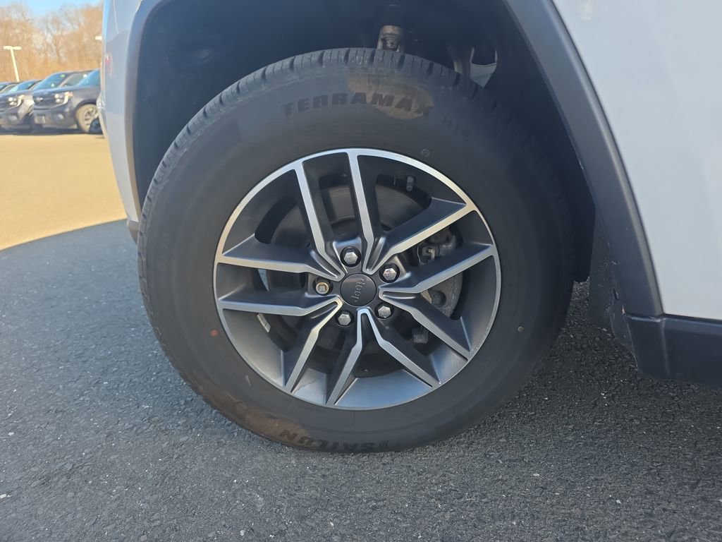 Used 2022 Jeep Grand Cherokee Limited AWD/4WD image 13