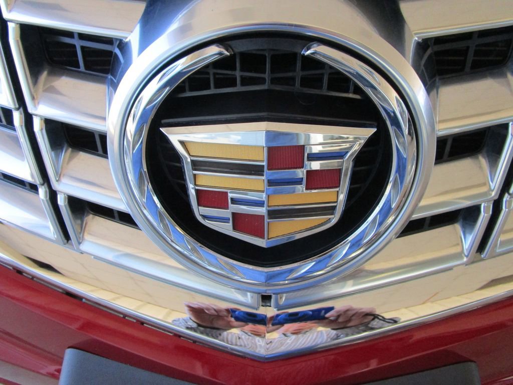 Used 2013 Cadillac SRX Luxury image 25