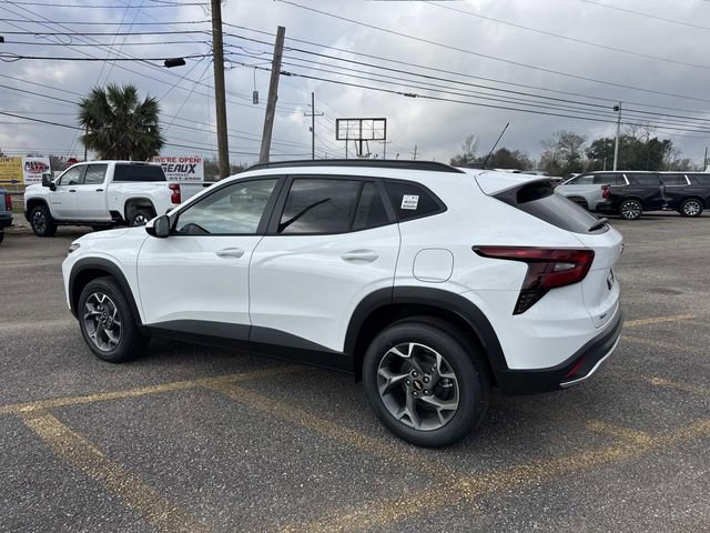 New 2026 Chevrolet Trax LT w/ Driver Confidence Package image 16