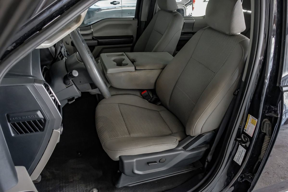 Used 2022 Ford F350 XLT w/ XLT Premium Package image 29