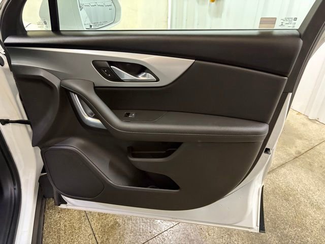 Used 2019 Chevrolet Blazer LT image 28