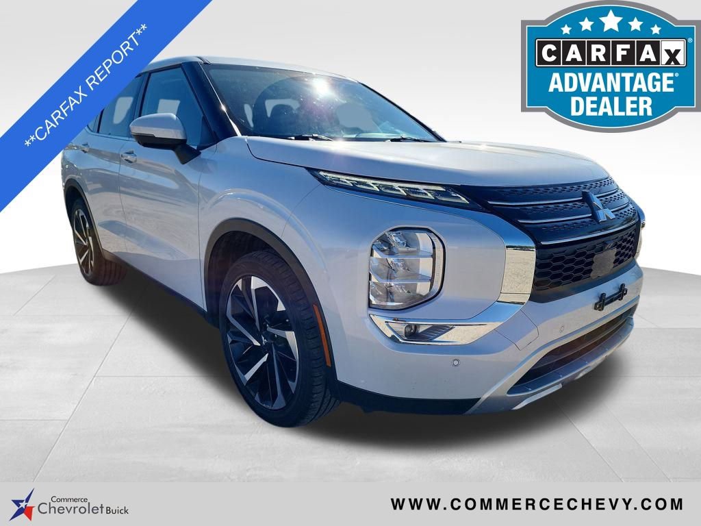 Used 2024 Mitsubishi Outlander SE Black Edition image 1