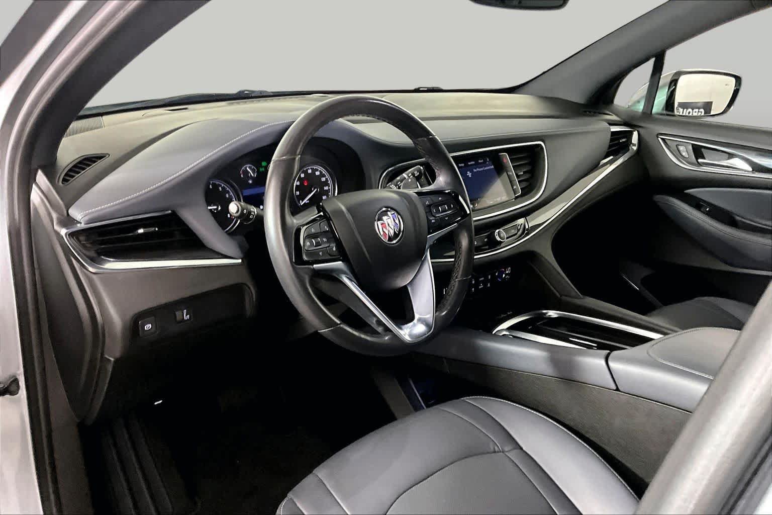 Certified 2023 Buick Enclave Essence w/ Sport Touring Edition FWD image 17