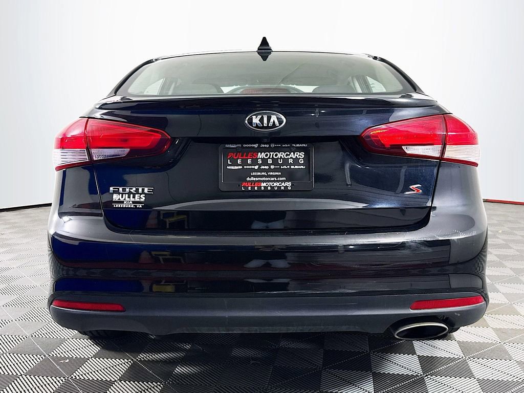 Used 2017 Kia Forte S image 6