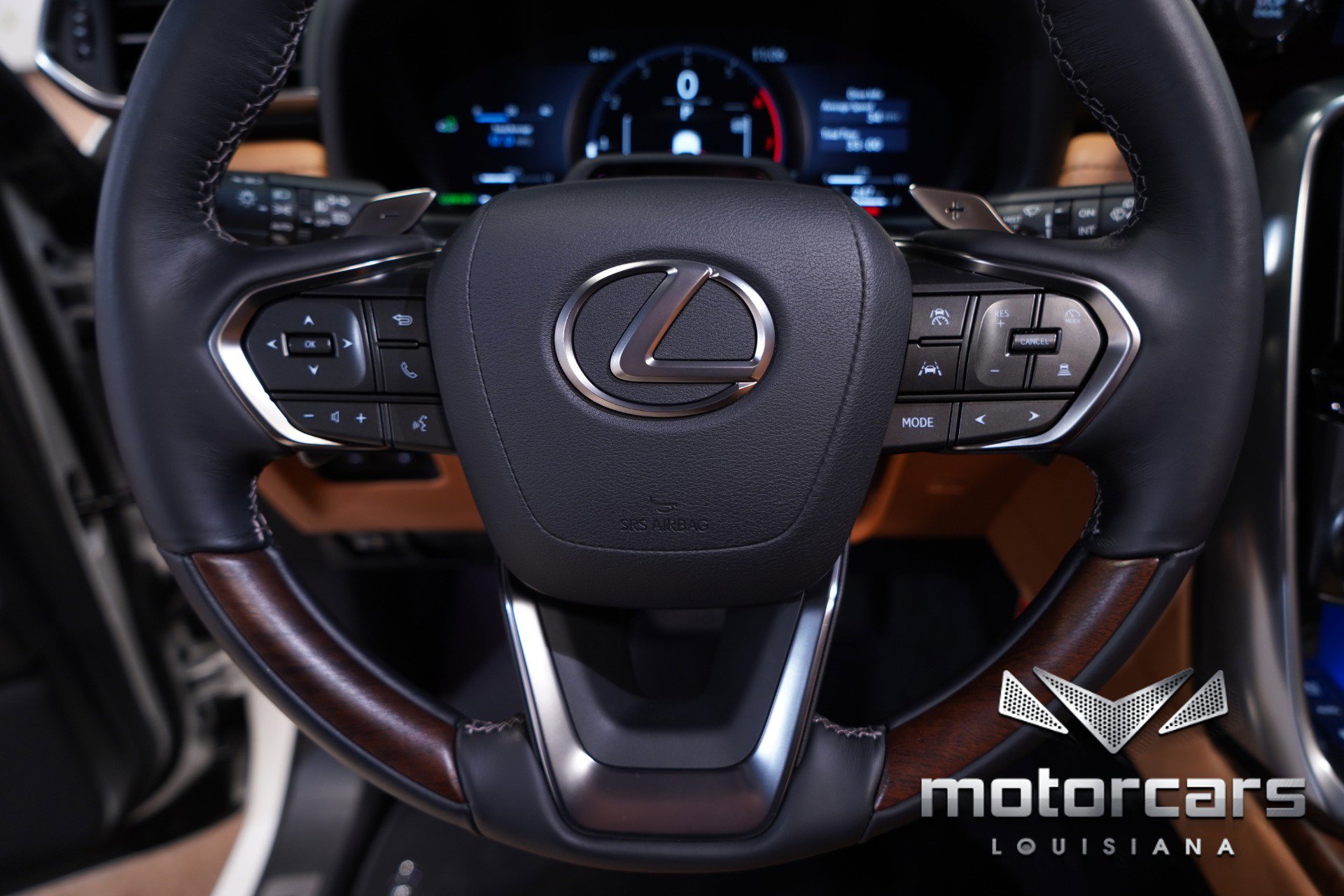 Used 2025 Lexus LX 600 4WD w/ Luxury Package image 35