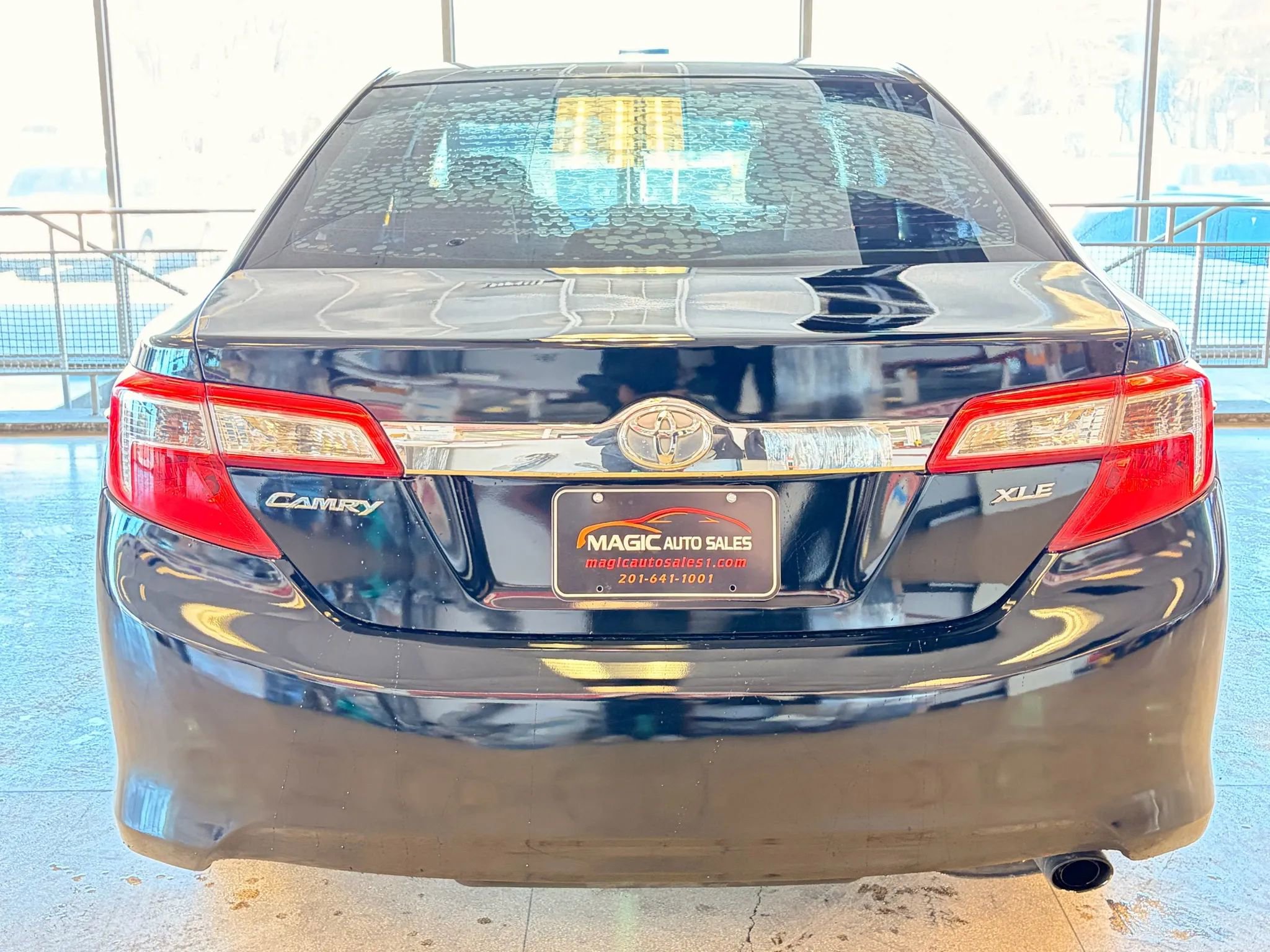 Used 2013 Toyota Camry XLE image 48