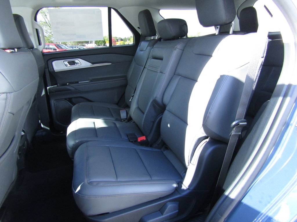 New 2026 Ford Explorer Active image 13