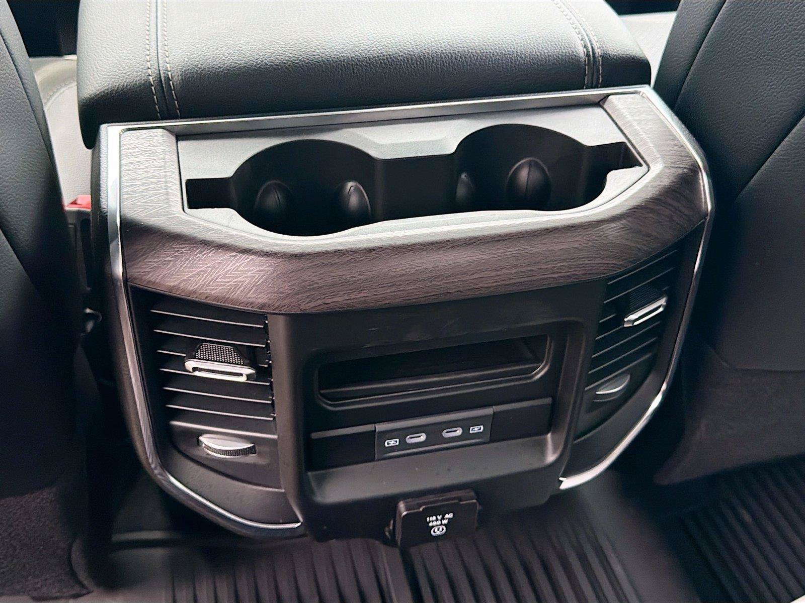 New 2026 RAM 2500 Laramie w/ Night Edition AWD/4WD image 19