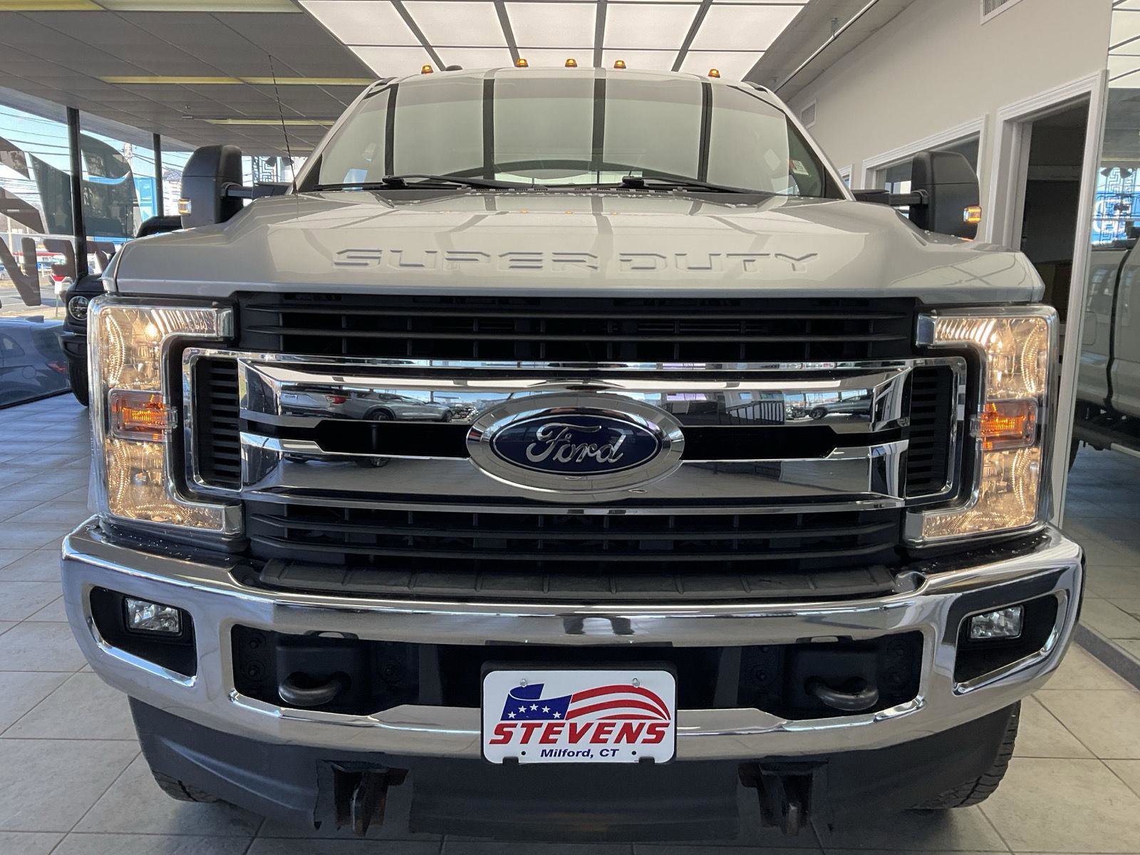 Used 2019 Ford F250 XLT w/ XLT Value Package image 2