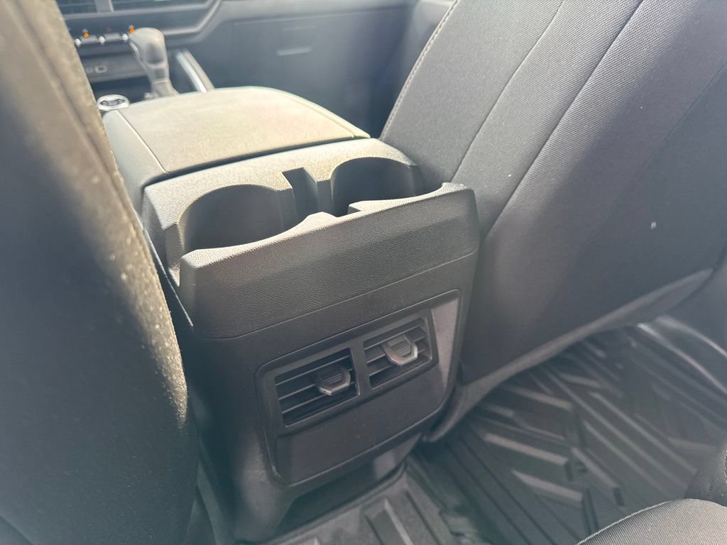 Used 2024 Chevrolet Colorado Trail Boss w/ Technology Package AWD/4WD image 31
