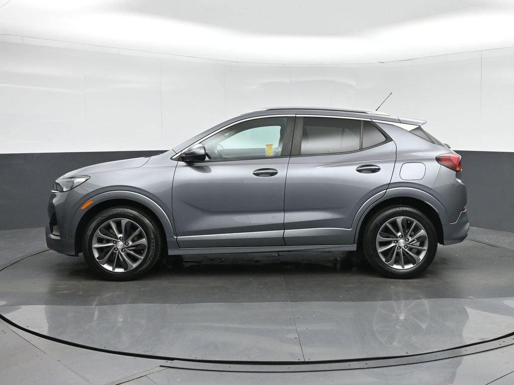 Used 2021 Buick Encore GX Select w/ Sport Touring Package image 4