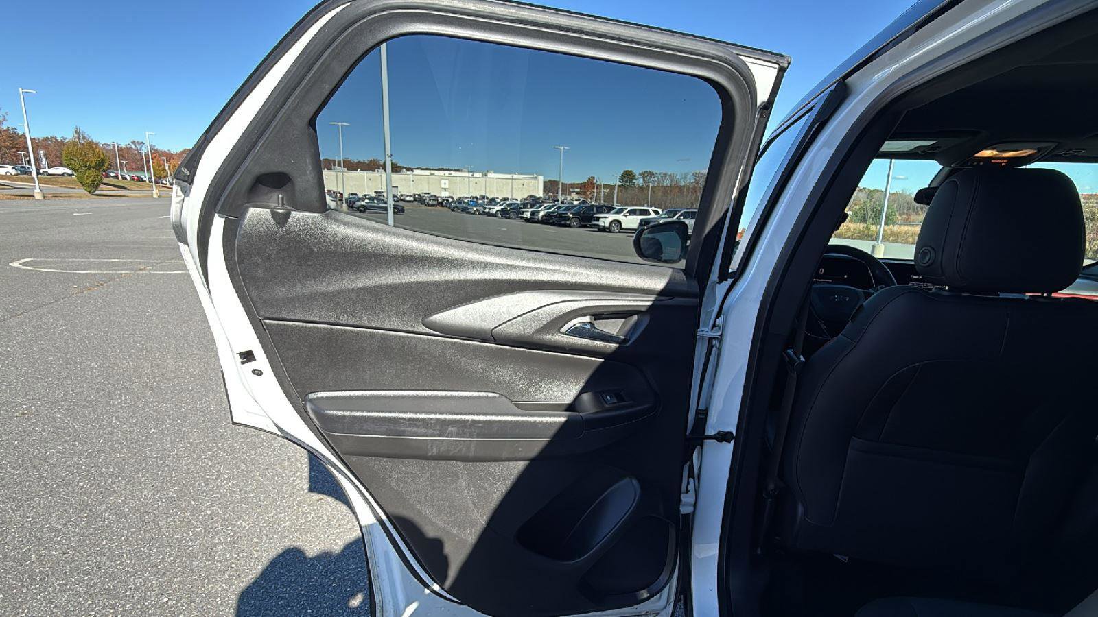 Used 2024 Chevrolet TrailBlazer RS image 22