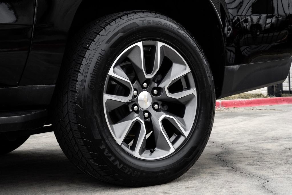 Used 2021 Chevrolet Suburban LT image 60