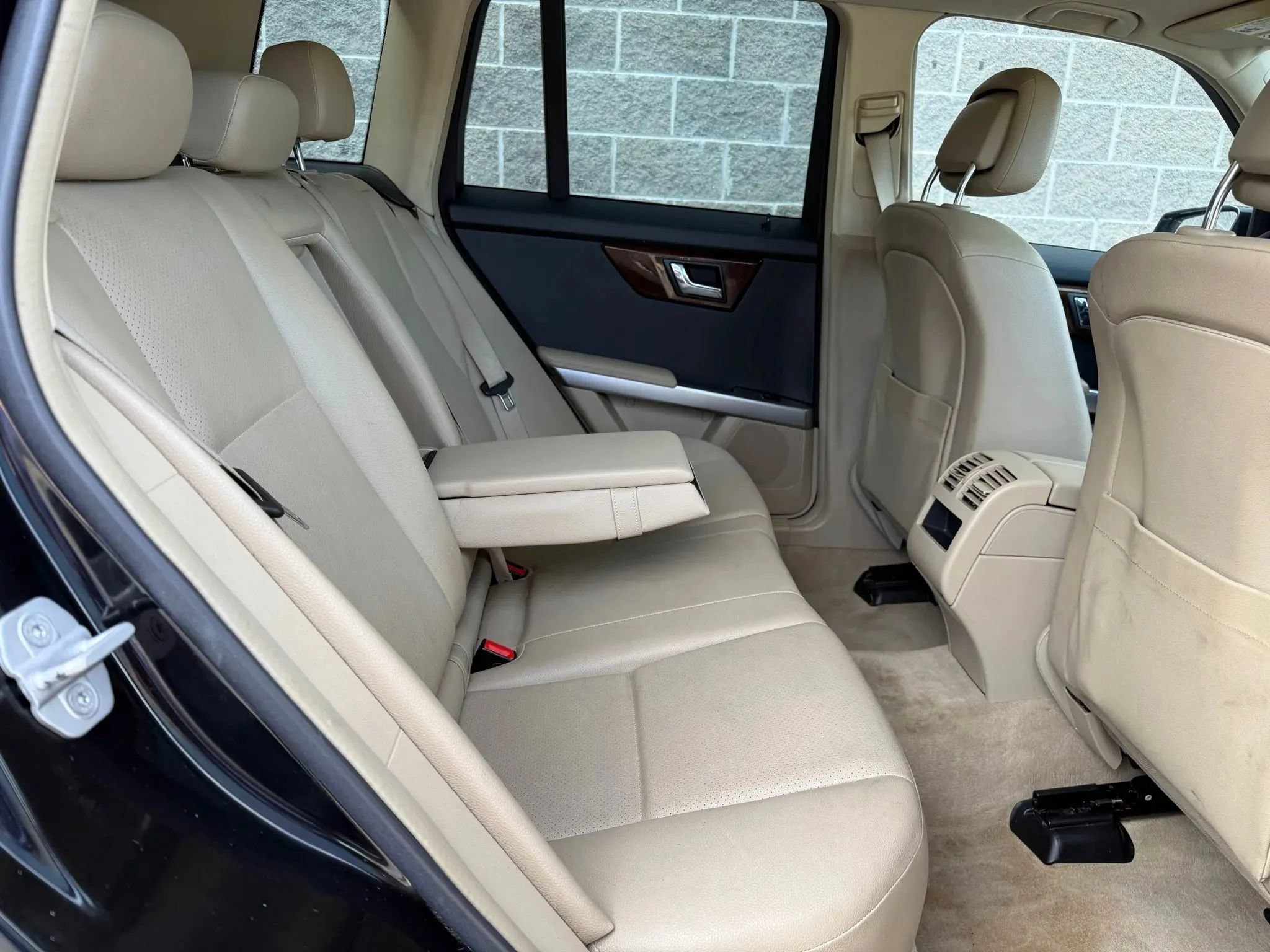 Used 2010 Mercedes-Benz GLK 350 4MATIC image 20