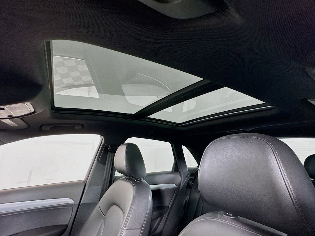 Used 2015 Audi Q3 2.0T Prestige image 23