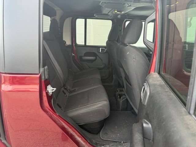 Used 2021 Jeep Gladiator Sport AWD/4WD image 17