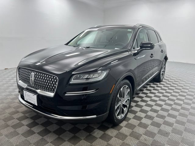 Certified 2022 Lincoln Nautilus Reserve AWD/4WD image 2