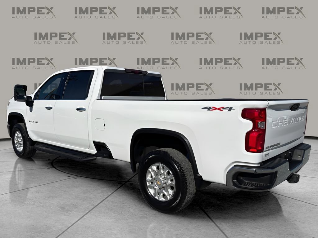 Used 2024 Chevrolet Silverado 2500 LTZ w/ LTZ Premium Package image 3