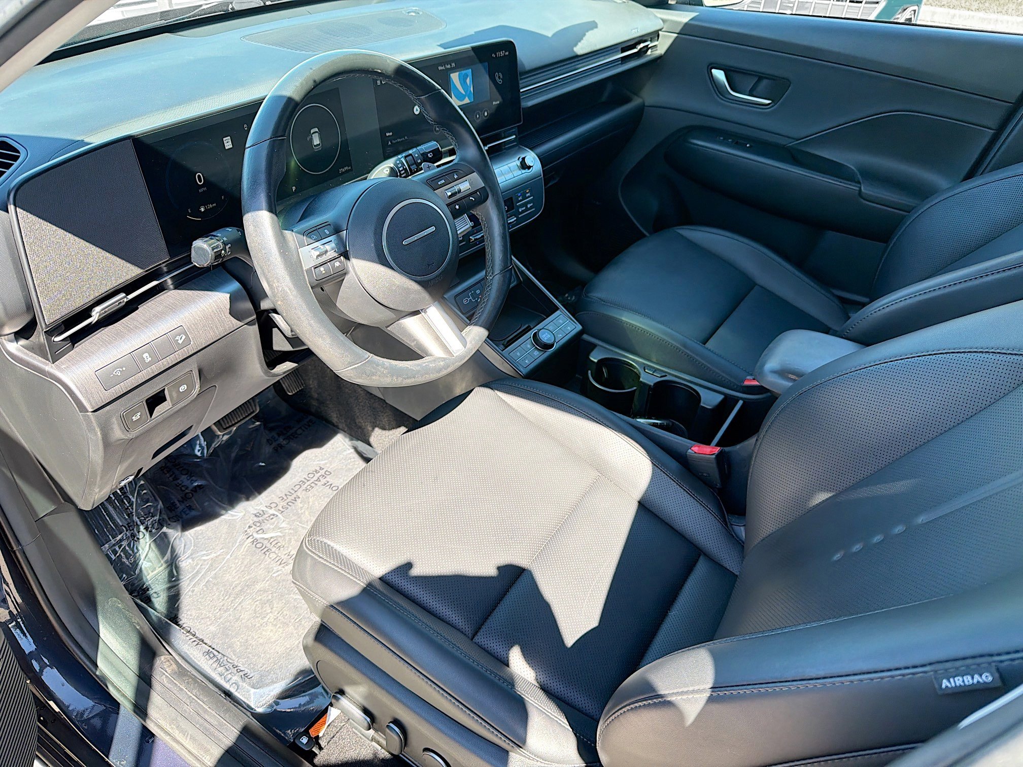 Used 2024 Hyundai Kona Limited image 26