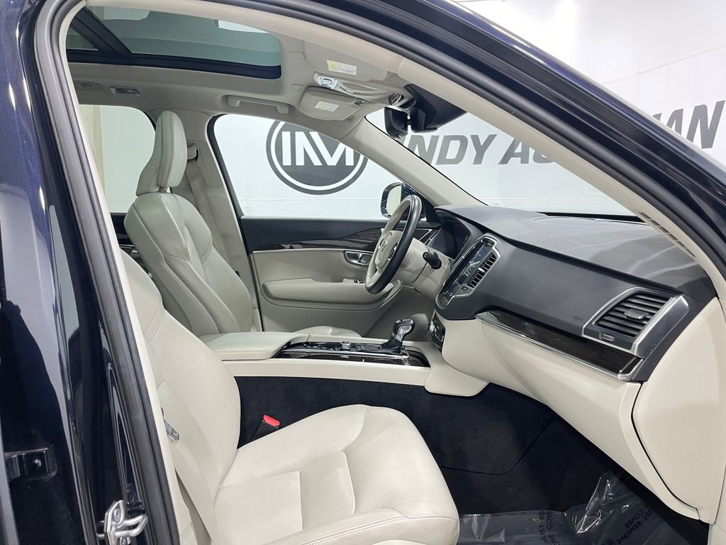 Used 2019 Volvo XC90 T6 Momentum image 35