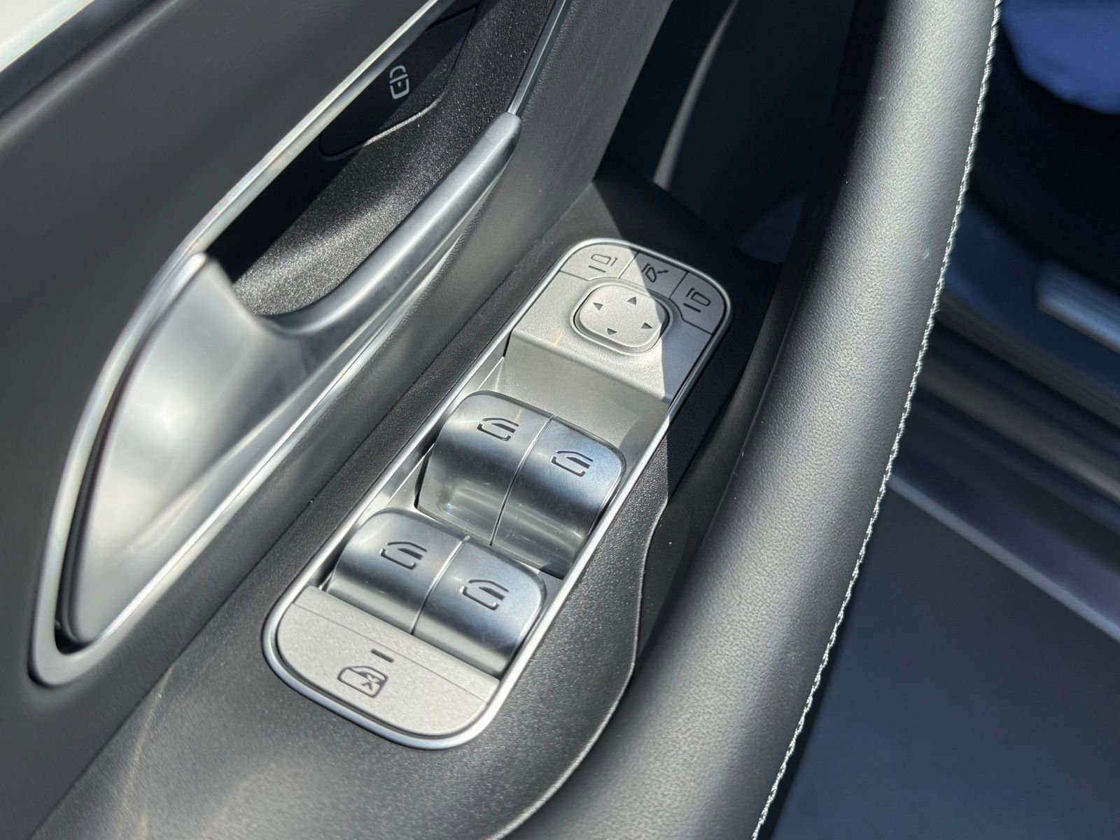 Used 2024 Mercedes-Benz GLE 63 AMG S image 17