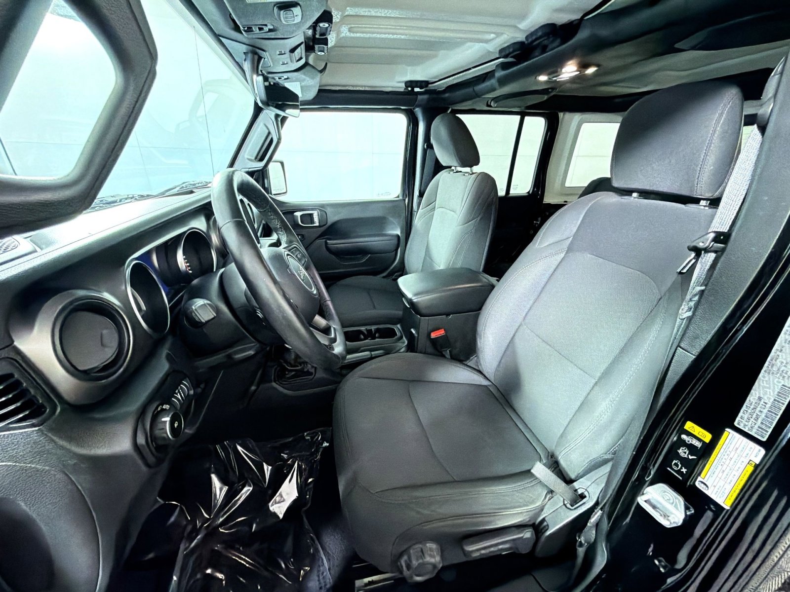 Used 2022 Jeep Wrangler Unlimited Sport image 13