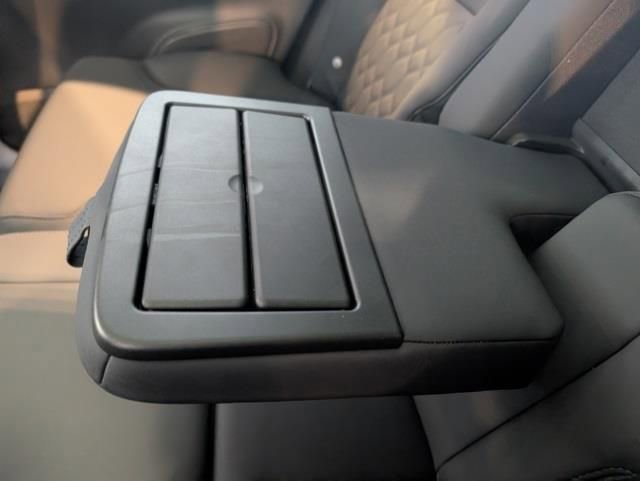 New 2026 Volvo XC90 T8 Plus w/ Protection Package Premier image 25