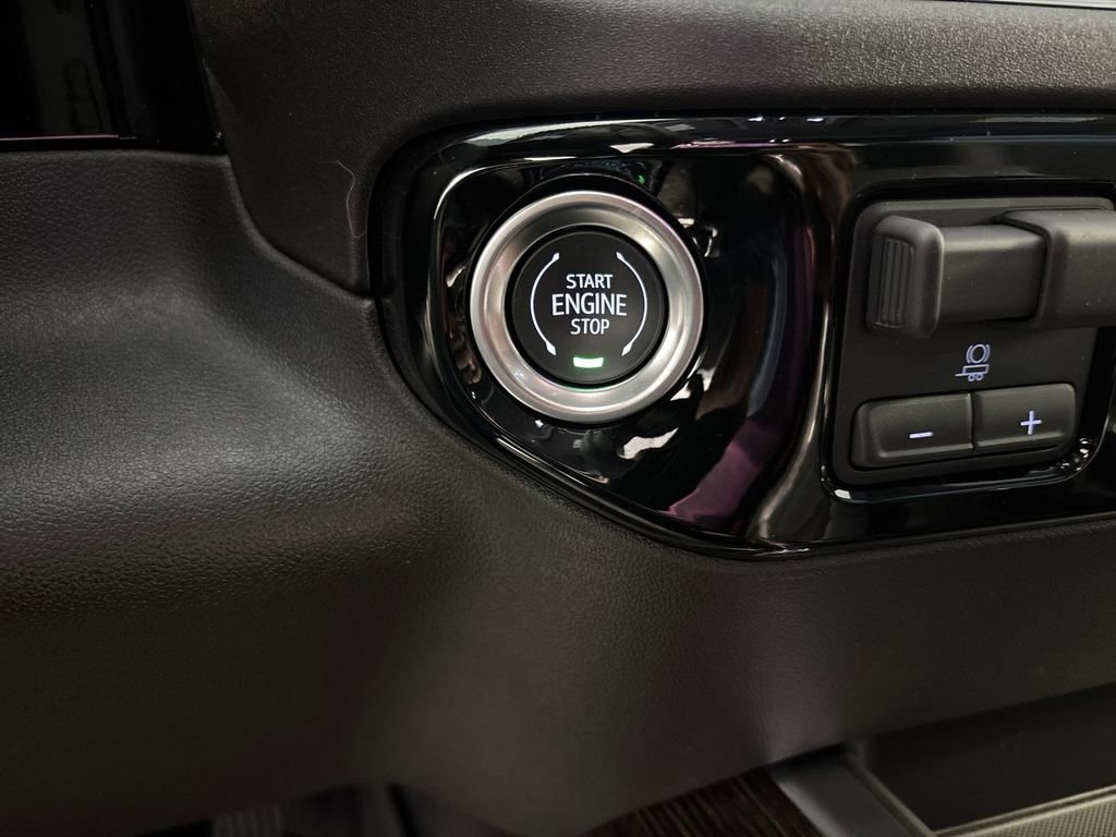 New 2025 GMC Sierra 1500 Elevation w/ Elevation Premium Package image 21