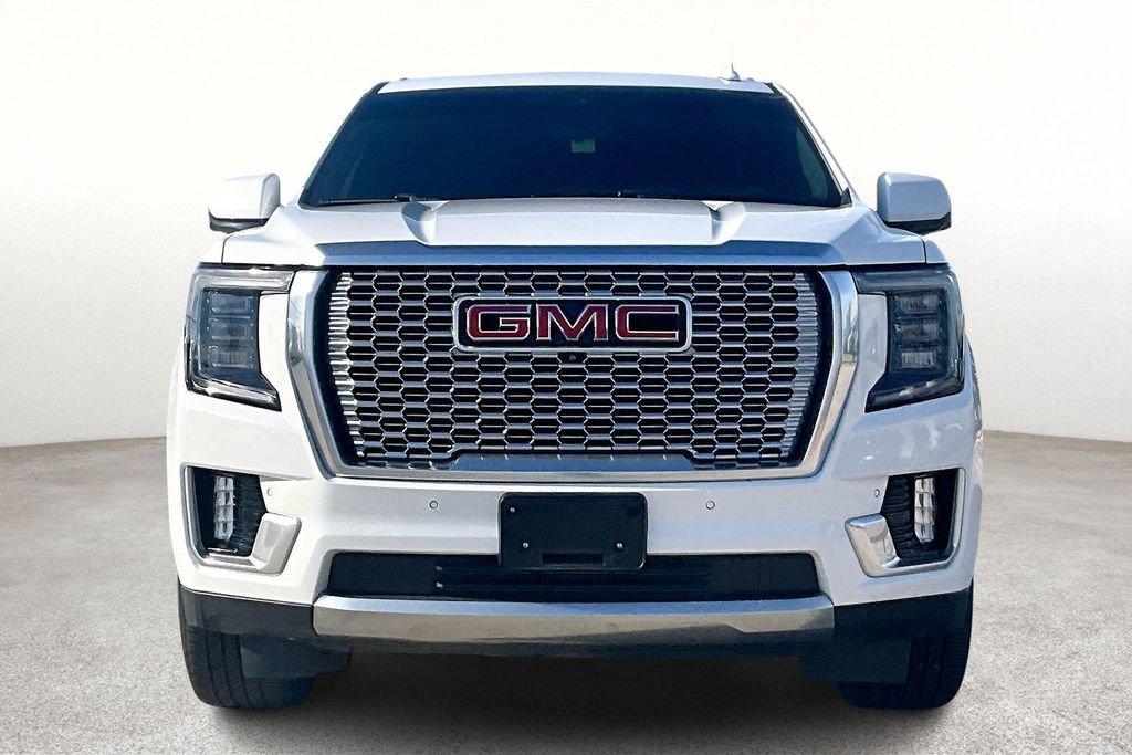 Used 2021 GMC Yukon Denali w/ Denali Premium Package image 5