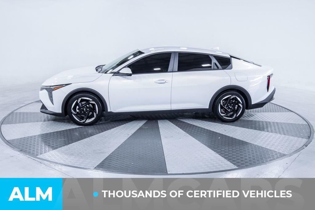 Used 2025 Kia K4 EX image 4