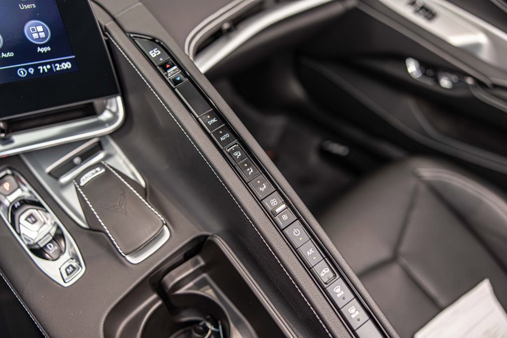 Used 2021 Chevrolet Corvette Stingray Convertible w/ 1LT image 28